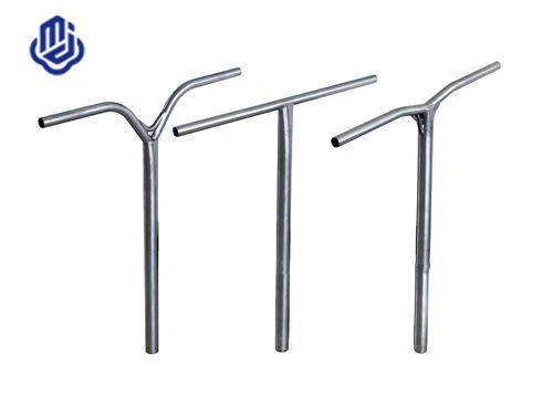 Titano motorolerių barai